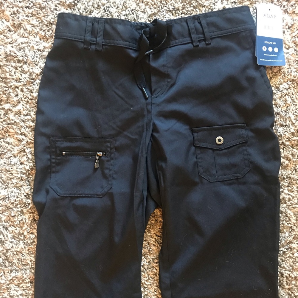 Slim Tapered Scrub Pants